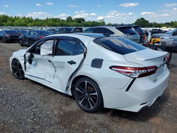4T1K61AK6LU398059 2020 TOYOTA CAMRY - Image 2