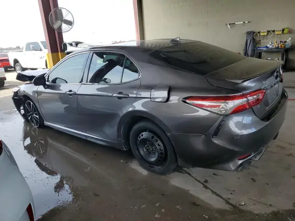 4T1K61AK6LU500556 2020 TOYOTA CAMRY - Image 2