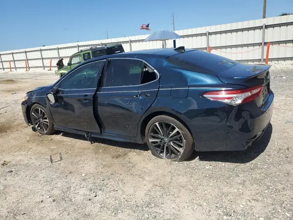 4T1K61AK6LU510570 2020 TOYOTA CAMRY - Image 2
