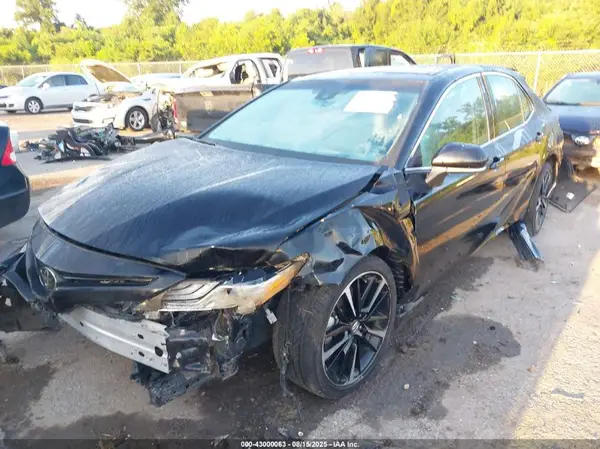 4T1K61AK6LU880806 2020 TOYOTA CAMRY - Image 2