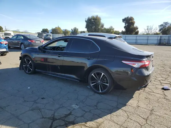 4T1K61AK6LU885097 2020 TOYOTA CAMRY - Image 2