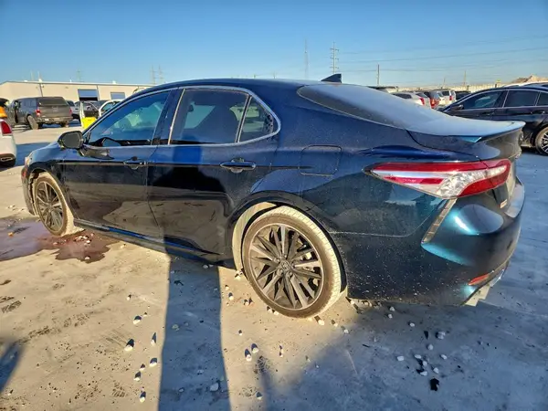 4T1K61AK6LU952667 2020 TOYOTA CAMRY - Image 2