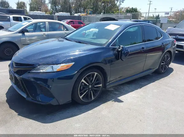 4T1K61AK6LU976435 2020 TOYOTA CAMRY - Image 2