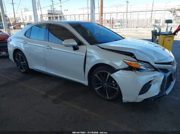 4T1K61AK6LU981182 2020 TOYOTA CAMRY - Image 1
