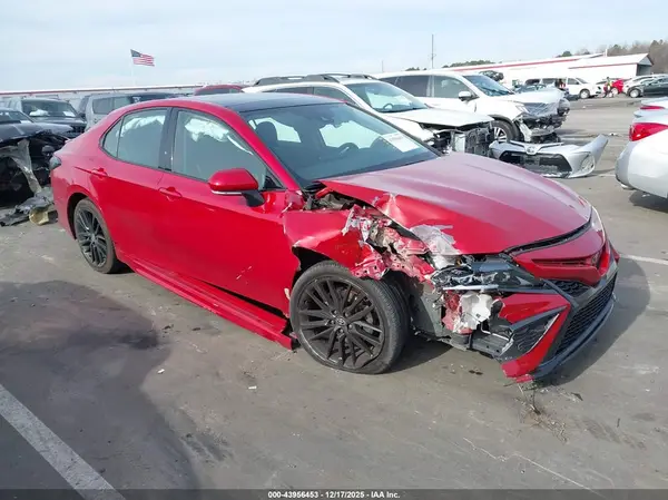 4T1K61AK6MU422913 2021 TOYOTA CAMRY - Image 1