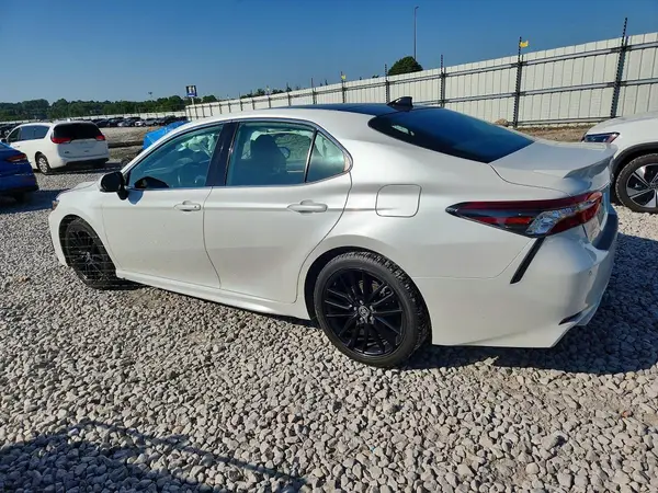 4T1K61AK6MU426539 2021 TOYOTA CAMRY - Image 2