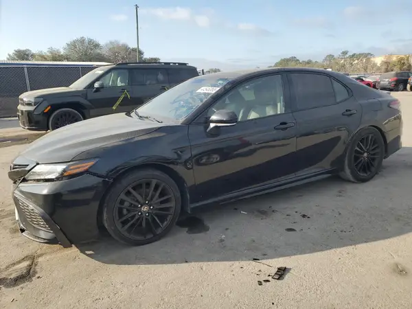 4T1K61AK6MU444068 2021 TOYOTA CAMRY - Image 1