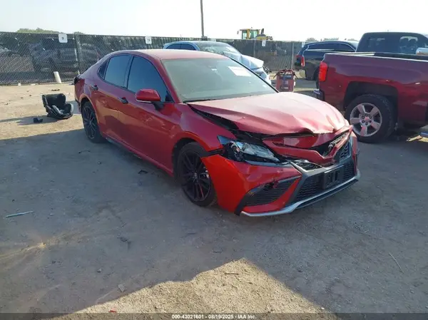 4T1K61AK6MU453837 2021 TOYOTA CAMRY - Image 1