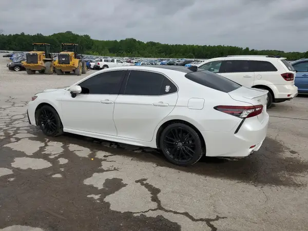 4T1K61AK6MU456303 2021 TOYOTA CAMRY - Image 2