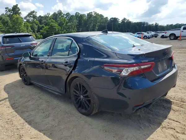 4T1K61AK6MU456852 2021 TOYOTA CAMRY - Image 2
