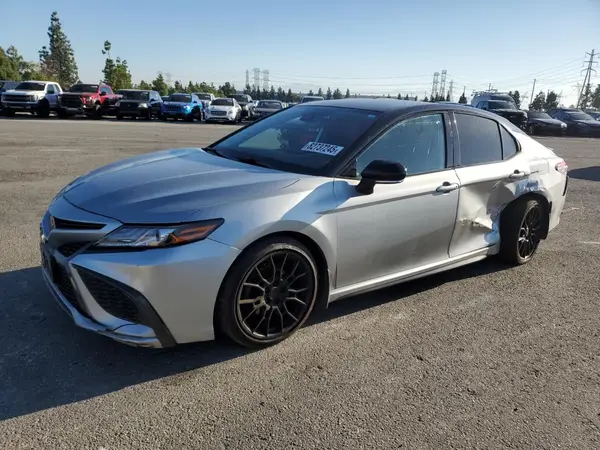 4T1K61AK6MU468533 2021 TOYOTA CAMRY - Image 1