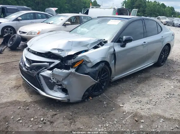 4T1K61AK6MU470914 2021 TOYOTA CAMRY - Image 2