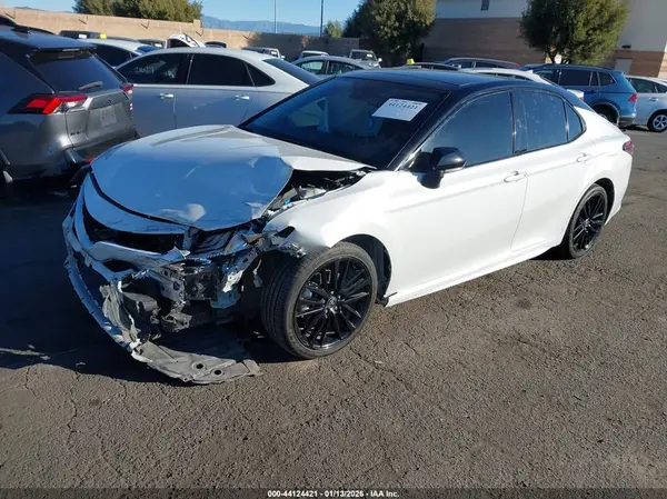 4T1K61AK6MU472940 2021 TOYOTA CAMRY - Image 2