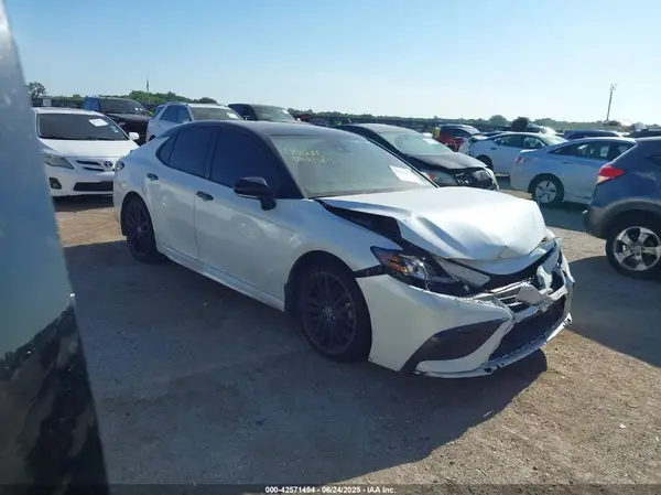 4T1K61AK6MU480441 2021 TOYOTA CAMRY - Image 1