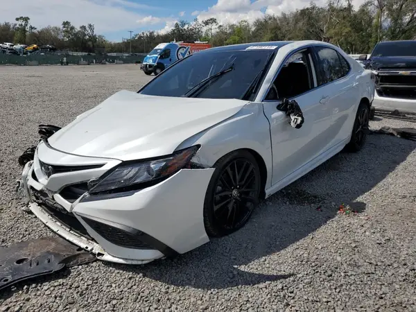 4T1K61AK6MU484666 2021 TOYOTA CAMRY - Image 1