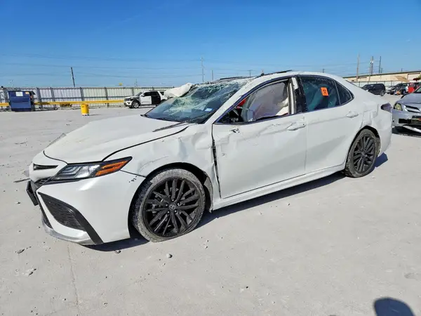 4T1K61AK6MU496168 2021 TOYOTA CAMRY - Image 1