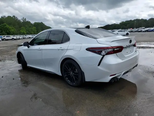 4T1K61AK6MU512420 2021 TOYOTA CAMRY - Image 2