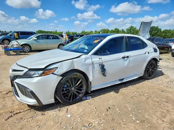 4T1K61AK6MU521179 2021 TOYOTA CAMRY - Image 1