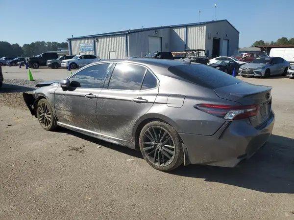4T1K61AK6MU522901 2021 TOYOTA CAMRY - Image 2