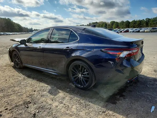 4T1K61AK6MU536670 2021 TOYOTA CAMRY - Image 2