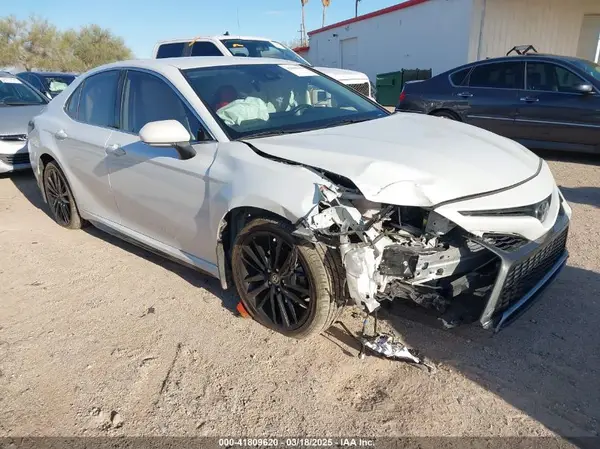 4T1K61AK6MU589787 2021 TOYOTA CAMRY - Image 1