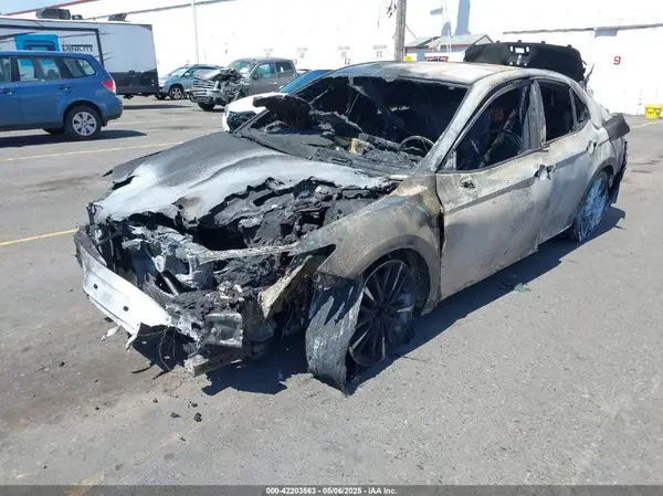 4T1K61AK6MU590079 2021 TOYOTA CAMRY - Image 2