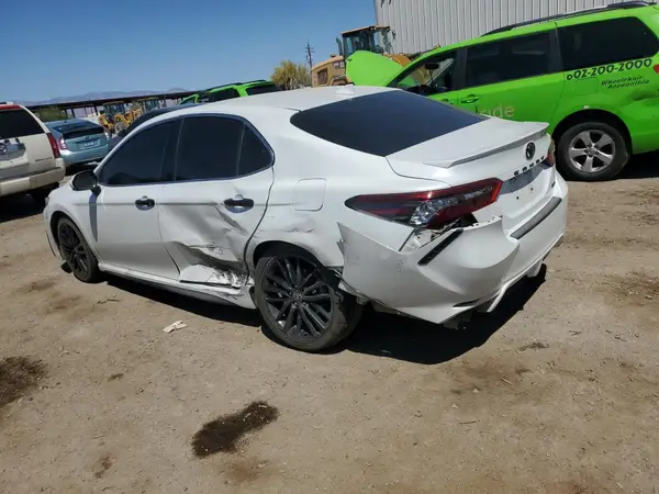 4T1K61AK6MU604515 2021 TOYOTA CAMRY - Image 2