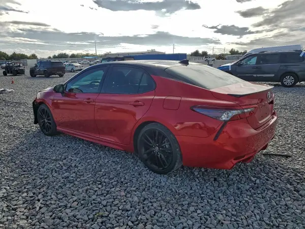 4T1K61AK6NU004160 2022 TOYOTA CAMRY - Image 2