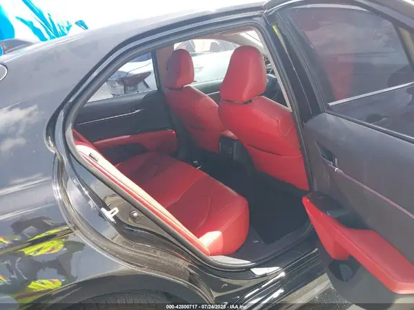 4T1K61AK6NU006152 2022 TOYOTA CAMRY - Image 8