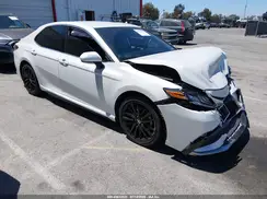 4T1K61AK6NU007799 2022 TOYOTA CAMRY