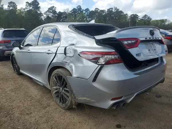4T1K61AK6NU014395 2022 TOYOTA CAMRY - Image 2