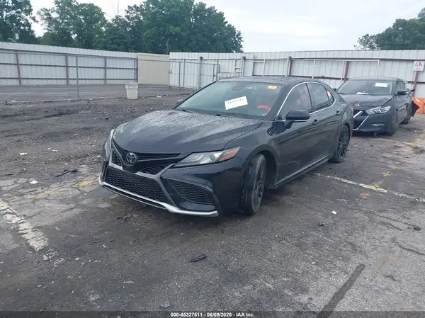 4T1K61AK6NU016048 2022 TOYOTA CAMRY - Image 2
