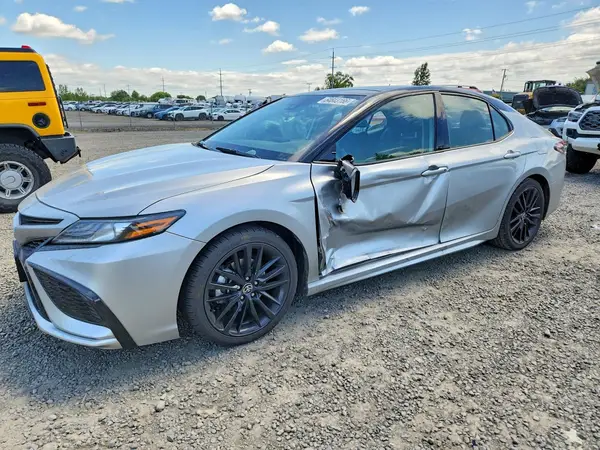 4T1K61AK6NU017510 2022 TOYOTA CAMRY - Image 1