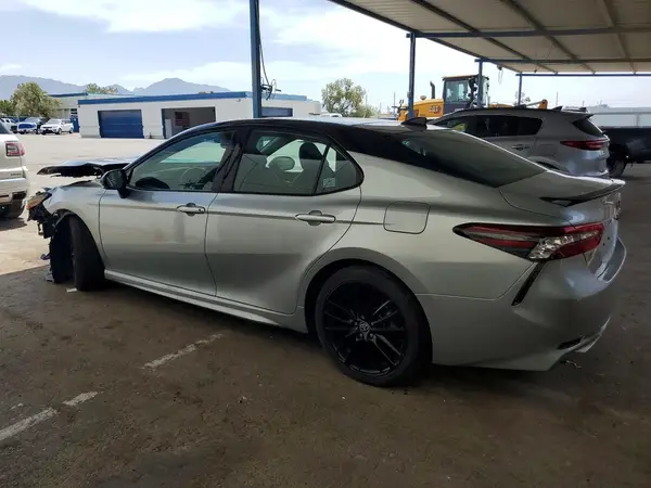 4T1K61AK6NU017779 2022 TOYOTA CAMRY - Image 2