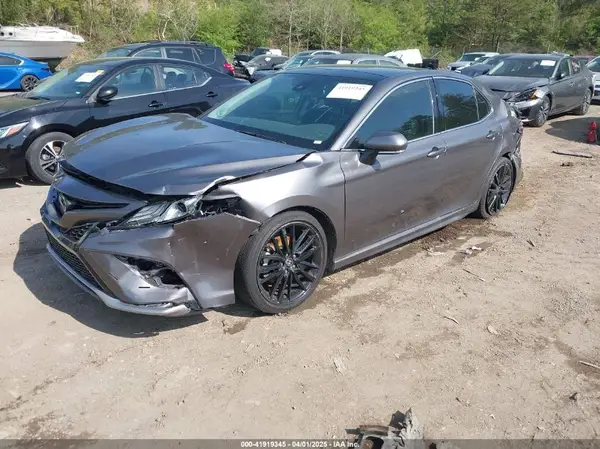 4T1K61AK6NU022528 2022 TOYOTA CAMRY - Image 2