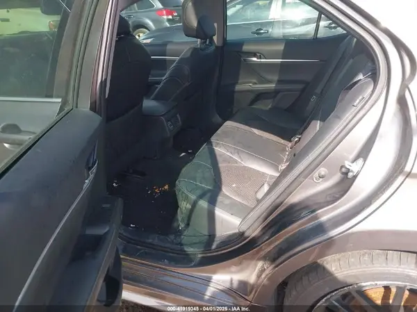4T1K61AK6NU022528 2022 TOYOTA CAMRY - Image 8