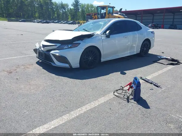 4T1K61AK6NU024117 2022 TOYOTA CAMRY - Image 2