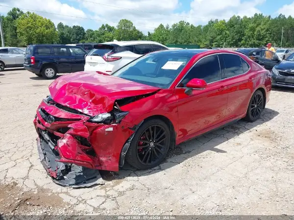 4T1K61AK6NU069462 2022 TOYOTA CAMRY - Image 2