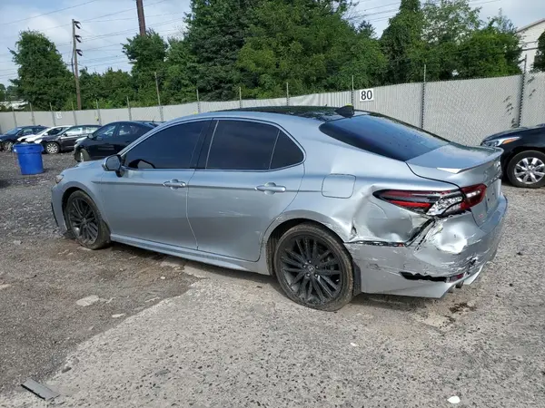 4T1K61AK6NU072541 2022 TOYOTA CAMRY - Image 2