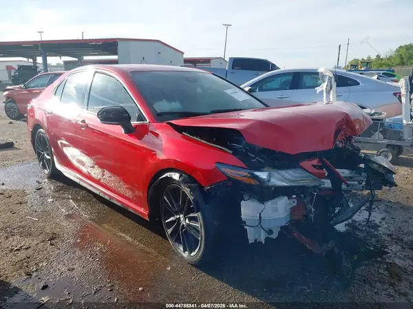 4T1K61AK6NU074564 2022 TOYOTA CAMRY - Image 1