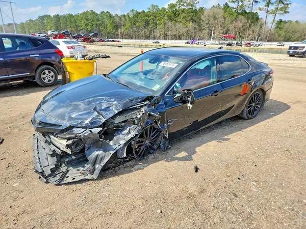 4T1K61AK6NU075150 2022 TOYOTA CAMRY - Image 1