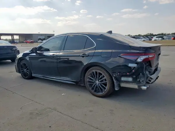 4T1K61AK6NU617539 2022 TOYOTA CAMRY - Image 2