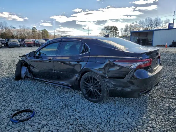 4T1K61AK6NU703353 2022 TOYOTA CAMRY - Image 2
