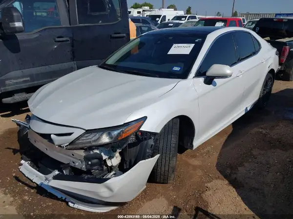 4T1K61AK6NU716426 2022 TOYOTA CAMRY - Image 2