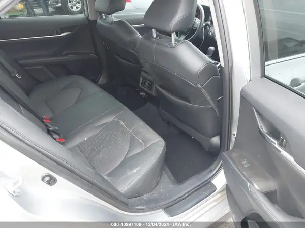 4T1K61AK6NU717978 2022 TOYOTA CAMRY - Image 8