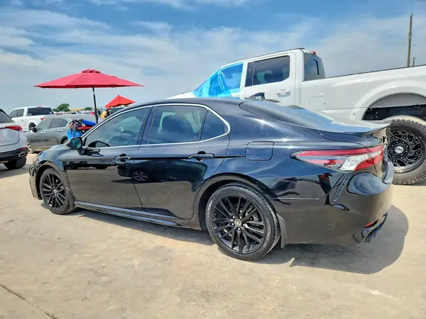 4T1K61AK6NU719181 2022 TOYOTA CAMRY - Image 2