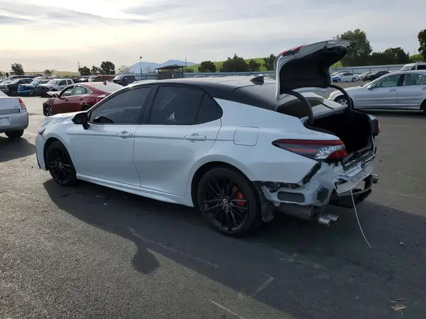 4T1K61AK6PU141909 2023 TOYOTA CAMRY - Image 2