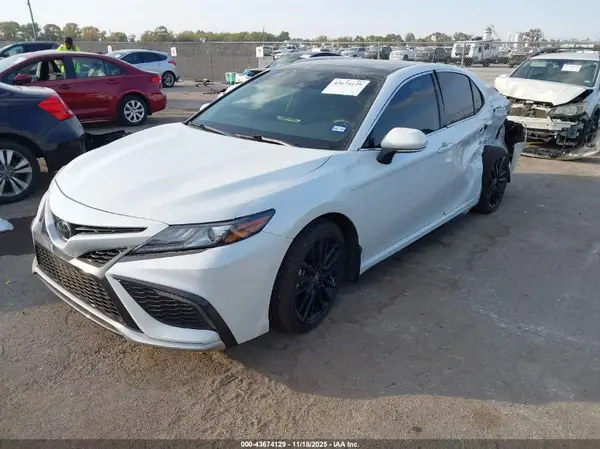 4T1K61AK6PU145863 2023 TOYOTA CAMRY - Image 2