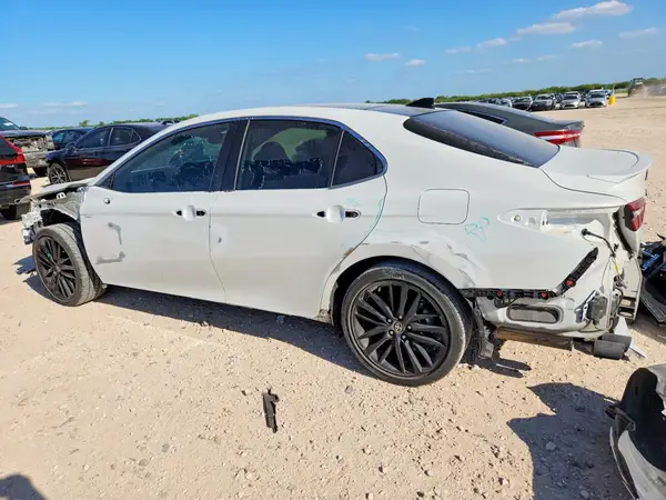 4T1K61AK6PU163019 2023 TOYOTA CAMRY - Image 2