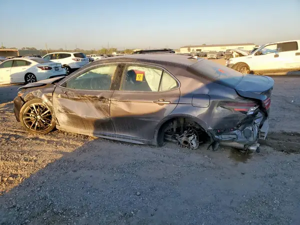 4T1K61AK6PU174005 2023 TOYOTA CAMRY - Image 2